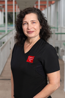 giovannaPose
